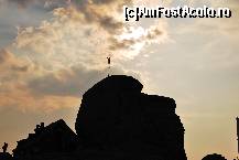 [P33] Un... om impietrit...  » foto by gregorio
 - 
<span class="allrVoted glyphicon glyphicon-heart hidden" id="av452707"></span>
<a class="m-l-10 hidden" id="sv452707" onclick="voting_Foto_DelVot(,452707,4076)" role="button">șterge vot <span class="glyphicon glyphicon-remove"></span></a>
<a id="v9452707" class=" c-red"  onclick="voting_Foto_SetVot(452707)" role="button"><span class="glyphicon glyphicon-heart-empty"></span> <b>LIKE</b> = Votează poza</a> <img class="hidden"  id="f452707W9" src="/imagini/loader.gif" border="0" /><span class="AjErrMes hidden" id="e452707ErM"></span>