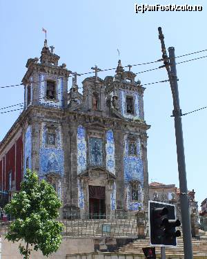 [P03] Superba fațadă acoperită de azulejos a bisericii Santo Ildefonso.  » foto by gettutza
 - 
<span class="allrVoted glyphicon glyphicon-heart hidden" id="av569719"></span>
<a class="m-l-10 hidden" id="sv569719" onclick="voting_Foto_DelVot(,569719,4082)" role="button">șterge vot <span class="glyphicon glyphicon-remove"></span></a>
<a id="v9569719" class=" c-red"  onclick="voting_Foto_SetVot(569719)" role="button"><span class="glyphicon glyphicon-heart-empty"></span> <b>LIKE</b> = Votează poza</a> <img class="hidden"  id="f569719W9" src="/imagini/loader.gif" border="0" /><span class="AjErrMes hidden" id="e569719ErM"></span>