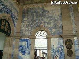 [P01] Estacao de Sao Bento, gara cu cele 20.000 de “azulejo” din anii ’30 ale lui Jorge Colaco care ilustreaza viata de zi cu zi si bataliile istorice » foto by Alesana29
 - 
<span class="allrVoted glyphicon glyphicon-heart hidden" id="av509260"></span>
<a class="m-l-10 hidden" id="sv509260" onclick="voting_Foto_DelVot(,509260,4082)" role="button">șterge vot <span class="glyphicon glyphicon-remove"></span></a>
<a id="v9509260" class=" c-red"  onclick="voting_Foto_SetVot(509260)" role="button"><span class="glyphicon glyphicon-heart-empty"></span> <b>LIKE</b> = Votează poza</a> <img class="hidden"  id="f509260W9" src="/imagini/loader.gif" border="0" /><span class="AjErrMes hidden" id="e509260ErM"></span>