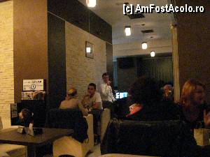 [P08] Bucuresti - Expression Caffe & Club » foto by Diaura*
 - 
<span class="allrVoted glyphicon glyphicon-heart hidden" id="av380573"></span>
<a class="m-l-10 hidden" id="sv380573" onclick="voting_Foto_DelVot(,380573,4083)" role="button">șterge vot <span class="glyphicon glyphicon-remove"></span></a>
<a id="v9380573" class=" c-red"  onclick="voting_Foto_SetVot(380573)" role="button"><span class="glyphicon glyphicon-heart-empty"></span> <b>LIKE</b> = Votează poza</a> <img class="hidden"  id="f380573W9" src="/imagini/loader.gif" border="0" /><span class="AjErrMes hidden" id="e380573ErM"></span>