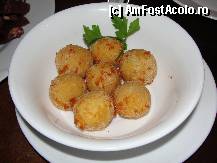 [P07] Buletele de cascaval absolut delicioase » foto by dananecula*
 - 
<span class="allrVoted glyphicon glyphicon-heart hidden" id="av282505"></span>
<a class="m-l-10 hidden" id="sv282505" onclick="voting_Foto_DelVot(,282505,4083)" role="button">șterge vot <span class="glyphicon glyphicon-remove"></span></a>
<a id="v9282505" class=" c-red"  onclick="voting_Foto_SetVot(282505)" role="button"><span class="glyphicon glyphicon-heart-empty"></span> <b>LIKE</b> = Votează poza</a> <img class="hidden"  id="f282505W9" src="/imagini/loader.gif" border="0" /><span class="AjErrMes hidden" id="e282505ErM"></span>