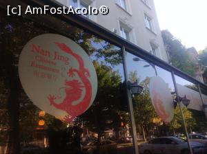 [P33] &Icirc;n vecini, pe bulivar, Nan Jing » foto by Mioritik
 - 
<span class="allrVoted glyphicon glyphicon-heart hidden" id="av1365752"></span>
<a class="m-l-10 hidden" id="sv1365752" onclick="voting_Foto_DelVot(,1365752,4083)" role="button">șterge vot <span class="glyphicon glyphicon-remove"></span></a>
<a id="v91365752" class=" c-red"  onclick="voting_Foto_SetVot(1365752)" role="button"><span class="glyphicon glyphicon-heart-empty"></span> <b>LIKE</b> = Votează poza</a> <img class="hidden"  id="f1365752W9" src="/imagini/loader.gif" border="0" /><span class="AjErrMes hidden" id="e1365752ErM"></span>