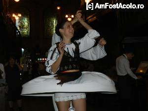 [P14] Caru cu bere... traditii romanesti.  » foto by TraianS
 - 
<span class="allrVoted glyphicon glyphicon-heart hidden" id="av481079"></span>
<a class="m-l-10 hidden" id="sv481079" onclick="voting_Foto_DelVot(,481079,4083)" role="button">șterge vot <span class="glyphicon glyphicon-remove"></span></a>
<a id="v9481079" class=" c-red"  onclick="voting_Foto_SetVot(481079)" role="button"><span class="glyphicon glyphicon-heart-empty"></span> <b>LIKE</b> = Votează poza</a> <img class="hidden"  id="f481079W9" src="/imagini/loader.gif" border="0" /><span class="AjErrMes hidden" id="e481079ErM"></span>