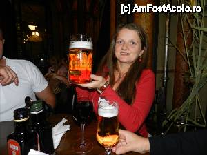[P05] Caru cu bere... 'la litru'.  » foto by TraianS
 - 
<span class="allrVoted glyphicon glyphicon-heart hidden" id="av481070"></span>
<a class="m-l-10 hidden" id="sv481070" onclick="voting_Foto_DelVot(,481070,4083)" role="button">șterge vot <span class="glyphicon glyphicon-remove"></span></a>
<a id="v9481070" class=" c-red"  onclick="voting_Foto_SetVot(481070)" role="button"><span class="glyphicon glyphicon-heart-empty"></span> <b>LIKE</b> = Votează poza</a> <img class="hidden"  id="f481070W9" src="/imagini/loader.gif" border="0" /><span class="AjErrMes hidden" id="e481070ErM"></span>