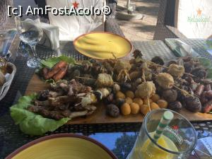 [P12] Restaurant Casa Myt - platoul cald şi limonada mea » foto by nicole33
 - 
<span class="allrVoted glyphicon glyphicon-heart hidden" id="av1318543"></span>
<a class="m-l-10 hidden" id="sv1318543" onclick="voting_Foto_DelVot(,1318543,4083)" role="button">șterge vot <span class="glyphicon glyphicon-remove"></span></a>
<a id="v91318543" class=" c-red"  onclick="voting_Foto_SetVot(1318543)" role="button"><span class="glyphicon glyphicon-heart-empty"></span> <b>LIKE</b> = Votează poza</a> <img class="hidden"  id="f1318543W9" src="/imagini/loader.gif" border="0" /><span class="AjErrMes hidden" id="e1318543ErM"></span>