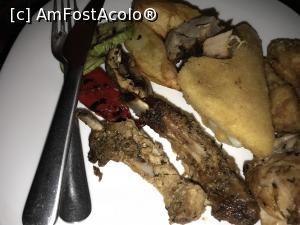 [P16] High Life Tavern & Pub - farfuria unei vecine de masă » foto by nicole33
 - 
<span class="allrVoted glyphicon glyphicon-heart hidden" id="av1063766"></span>
<a class="m-l-10 hidden" id="sv1063766" onclick="voting_Foto_DelVot(,1063766,4083)" role="button">șterge vot <span class="glyphicon glyphicon-remove"></span></a>
<a id="v91063766" class=" c-red"  onclick="voting_Foto_SetVot(1063766)" role="button"><span class="glyphicon glyphicon-heart-empty"></span> <b>LIKE</b> = Votează poza</a> <img class="hidden"  id="f1063766W9" src="/imagini/loader.gif" border="0" /><span class="AjErrMes hidden" id="e1063766ErM"></span>