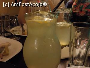 [P19] High Life Tavern & Pub - carafele cu limonadă, a mea şi a Tizei » foto by nicole33
 - 
<span class="allrVoted glyphicon glyphicon-heart hidden" id="av1063769"></span>
<a class="m-l-10 hidden" id="sv1063769" onclick="voting_Foto_DelVot(,1063769,4083)" role="button">șterge vot <span class="glyphicon glyphicon-remove"></span></a>
<a id="v91063769" class=" c-red"  onclick="voting_Foto_SetVot(1063769)" role="button"><span class="glyphicon glyphicon-heart-empty"></span> <b>LIKE</b> = Votează poza</a> <img class="hidden"  id="f1063769W9" src="/imagini/loader.gif" border="0" /><span class="AjErrMes hidden" id="e1063769ErM"></span>