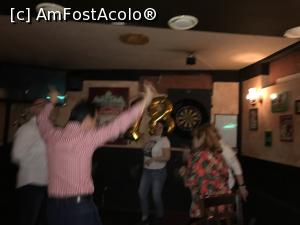 [P22] High Life Tavern & Pub - pe ringul de dans 'Ca la douăzeci de ani' » foto by nicole33
 - 
<span class="allrVoted glyphicon glyphicon-heart hidden" id="av1063772"></span>
<a class="m-l-10 hidden" id="sv1063772" onclick="voting_Foto_DelVot(,1063772,4083)" role="button">șterge vot <span class="glyphicon glyphicon-remove"></span></a>
<a id="v91063772" class=" c-red"  onclick="voting_Foto_SetVot(1063772)" role="button"><span class="glyphicon glyphicon-heart-empty"></span> <b>LIKE</b> = Votează poza</a> <img class="hidden"  id="f1063772W9" src="/imagini/loader.gif" border="0" /><span class="AjErrMes hidden" id="e1063772ErM"></span>