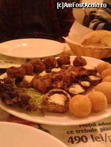 [P11] Hanu Berarilor / un platou cu diverse...  » foto by amero
 - 
<span class="allrVoted glyphicon glyphicon-heart hidden" id="av393646"></span>
<a class="m-l-10 hidden" id="sv393646" onclick="voting_Foto_DelVot(,393646,4083)" role="button">șterge vot <span class="glyphicon glyphicon-remove"></span></a>
<a id="v9393646" class=" c-red"  onclick="voting_Foto_SetVot(393646)" role="button"><span class="glyphicon glyphicon-heart-empty"></span> <b>LIKE</b> = Votează poza</a> <img class="hidden"  id="f393646W9" src="/imagini/loader.gif" border="0" /><span class="AjErrMes hidden" id="e393646ErM"></span>