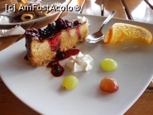 [P13] Cafeneaua Actorilor - Parcul Tineretului. Cheescake. » foto by iulianic
 - 
<span class="allrVoted glyphicon glyphicon-heart hidden" id="av1234701"></span>
<a class="m-l-10 hidden" id="sv1234701" onclick="voting_Foto_DelVot(,1234701,4083)" role="button">șterge vot <span class="glyphicon glyphicon-remove"></span></a>
<a id="v91234701" class=" c-red"  onclick="voting_Foto_SetVot(1234701)" role="button"><span class="glyphicon glyphicon-heart-empty"></span> <b>LIKE</b> = Votează poza</a> <img class="hidden"  id="f1234701W9" src="/imagini/loader.gif" border="0" /><span class="AjErrMes hidden" id="e1234701ErM"></span>