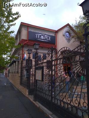[P01] The Temple Social Pub - vedere din Bd. Mărășești » foto by Dragoș_MD
 - 
<span class="allrVoted glyphicon glyphicon-heart hidden" id="av1065199"></span>
<a class="m-l-10 hidden" id="sv1065199" onclick="voting_Foto_DelVot(,1065199,4083)" role="button">șterge vot <span class="glyphicon glyphicon-remove"></span></a>
<a id="v91065199" class=" c-red"  onclick="voting_Foto_SetVot(1065199)" role="button"><span class="glyphicon glyphicon-heart-empty"></span> <b>LIKE</b> = Votează poza</a> <img class="hidden"  id="f1065199W9" src="/imagini/loader.gif" border="0" /><span class="AjErrMes hidden" id="e1065199ErM"></span>