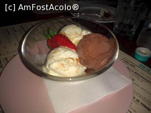 [P11] The Temple Social Pub - înghețata » foto by Dragoș_MD
 - 
<span class="allrVoted glyphicon glyphicon-heart hidden" id="av1065233"></span>
<a class="m-l-10 hidden" id="sv1065233" onclick="voting_Foto_DelVot(,1065233,4083)" role="button">șterge vot <span class="glyphicon glyphicon-remove"></span></a>
<a id="v91065233" class=" c-red"  onclick="voting_Foto_SetVot(1065233)" role="button"><span class="glyphicon glyphicon-heart-empty"></span> <b>LIKE</b> = Votează poza</a> <img class="hidden"  id="f1065233W9" src="/imagini/loader.gif" border="0" /><span class="AjErrMes hidden" id="e1065233ErM"></span>