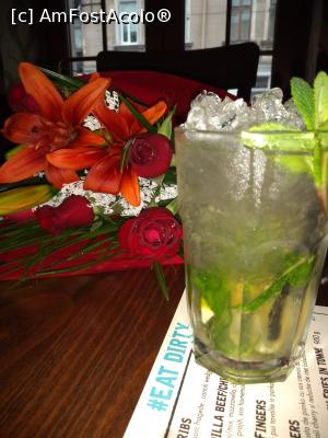 [P06] The Temple Social Pub - mojito » foto by Dragoș_MD
 - 
<span class="allrVoted glyphicon glyphicon-heart hidden" id="av1065213"></span>
<a class="m-l-10 hidden" id="sv1065213" onclick="voting_Foto_DelVot(,1065213,4083)" role="button">șterge vot <span class="glyphicon glyphicon-remove"></span></a>
<a id="v91065213" class=" c-red"  onclick="voting_Foto_SetVot(1065213)" role="button"><span class="glyphicon glyphicon-heart-empty"></span> <b>LIKE</b> = Votează poza</a> <img class="hidden"  id="f1065213W9" src="/imagini/loader.gif" border="0" /><span class="AjErrMes hidden" id="e1065213ErM"></span>