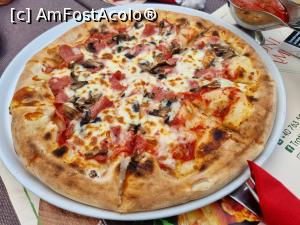 [P12] pizza » foto by silvia tudoran
 - 
<span class="allrVoted glyphicon glyphicon-heart hidden" id="av1323420"></span>
<a class="m-l-10 hidden" id="sv1323420" onclick="voting_Foto_DelVot(,1323420,4083)" role="button">șterge vot <span class="glyphicon glyphicon-remove"></span></a>
<a id="v91323420" class=" c-red"  onclick="voting_Foto_SetVot(1323420)" role="button"><span class="glyphicon glyphicon-heart-empty"></span> <b>LIKE</b> = Votează poza</a> <img class="hidden"  id="f1323420W9" src="/imagini/loader.gif" border="0" /><span class="AjErrMes hidden" id="e1323420ErM"></span>