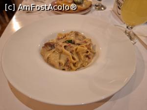 [P05] Clatita cu hribi si parmezan - un pic cam grasa... » foto by silvia tudoran
 - 
<span class="allrVoted glyphicon glyphicon-heart hidden" id="av1348489"></span>
<a class="m-l-10 hidden" id="sv1348489" onclick="voting_Foto_DelVot(,1348489,4083)" role="button">șterge vot <span class="glyphicon glyphicon-remove"></span></a>
<a id="v91348489" class=" c-red"  onclick="voting_Foto_SetVot(1348489)" role="button"><span class="glyphicon glyphicon-heart-empty"></span> <b>LIKE</b> = Votează poza</a> <img class="hidden"  id="f1348489W9" src="/imagini/loader.gif" border="0" /><span class="AjErrMes hidden" id="e1348489ErM"></span>