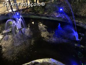 [P21] Casa Nashului - fantana seara » foto by Dan&Ema
 - 
<span class="allrVoted glyphicon glyphicon-heart hidden" id="av1194062"></span>
<a class="m-l-10 hidden" id="sv1194062" onclick="voting_Foto_DelVot(,1194062,4083)" role="button">șterge vot <span class="glyphicon glyphicon-remove"></span></a>
<a id="v91194062" class=" c-red"  onclick="voting_Foto_SetVot(1194062)" role="button"><span class="glyphicon glyphicon-heart-empty"></span> <b>LIKE</b> = Votează poza</a> <img class="hidden"  id="f1194062W9" src="/imagini/loader.gif" border="0" /><span class="AjErrMes hidden" id="e1194062ErM"></span>