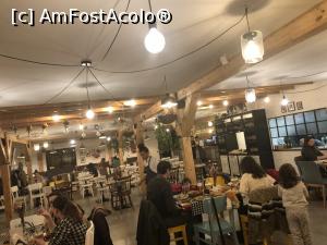 [P03] interiorul restaurantului » foto by Dan&Ema
 - 
<span class="allrVoted glyphicon glyphicon-heart hidden" id="av1148224"></span>
<a class="m-l-10 hidden" id="sv1148224" onclick="voting_Foto_DelVot(,1148224,4083)" role="button">șterge vot <span class="glyphicon glyphicon-remove"></span></a>
<a id="v91148224" class=" c-red"  onclick="voting_Foto_SetVot(1148224)" role="button"><span class="glyphicon glyphicon-heart-empty"></span> <b>LIKE</b> = Votează poza</a> <img class="hidden"  id="f1148224W9" src="/imagini/loader.gif" border="0" /><span class="AjErrMes hidden" id="e1148224ErM"></span>