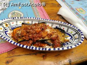 [P22] Și vinetele mele cu carne » foto by crismis
 - 
<span class="allrVoted glyphicon glyphicon-heart hidden" id="av905375"></span>
<a class="m-l-10 hidden" id="sv905375" onclick="voting_Foto_DelVot(,905375,4083)" role="button">șterge vot <span class="glyphicon glyphicon-remove"></span></a>
<a id="v9905375" class=" c-red"  onclick="voting_Foto_SetVot(905375)" role="button"><span class="glyphicon glyphicon-heart-empty"></span> <b>LIKE</b> = Votează poza</a> <img class="hidden"  id="f905375W9" src="/imagini/loader.gif" border="0" /><span class="AjErrMes hidden" id="e905375ErM"></span>