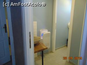 [P09] grupul sanitar, modern si curat » foto by Yolanda
 - 
<span class="allrVoted glyphicon glyphicon-heart hidden" id="av1112148"></span>
<a class="m-l-10 hidden" id="sv1112148" onclick="voting_Foto_DelVot(,1112148,4083)" role="button">șterge vot <span class="glyphicon glyphicon-remove"></span></a>
<a id="v91112148" class=" c-red"  onclick="voting_Foto_SetVot(1112148)" role="button"><span class="glyphicon glyphicon-heart-empty"></span> <b>LIKE</b> = Votează poza</a> <img class="hidden"  id="f1112148W9" src="/imagini/loader.gif" border="0" /><span class="AjErrMes hidden" id="e1112148ErM"></span>