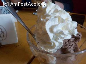 [P14] O &icirc;nghețată cu ciocolată » foto by Zoazore
 - 
<span class="allrVoted glyphicon glyphicon-heart hidden" id="av1298065"></span>
<a class="m-l-10 hidden" id="sv1298065" onclick="voting_Foto_DelVot(,1298065,4083)" role="button">șterge vot <span class="glyphicon glyphicon-remove"></span></a>
<a id="v91298065" class=" c-red"  onclick="voting_Foto_SetVot(1298065)" role="button"><span class="glyphicon glyphicon-heart-empty"></span> <b>LIKE</b> = Votează poza</a> <img class="hidden"  id="f1298065W9" src="/imagini/loader.gif" border="0" /><span class="AjErrMes hidden" id="e1298065ErM"></span>
