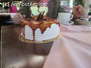 [P24] Tortul Profiterol.  » foto by Zoazore
 - 
<span class="allrVoted glyphicon glyphicon-heart hidden" id="av904840"></span>
<a class="m-l-10 hidden" id="sv904840" onclick="voting_Foto_DelVot(,904840,4083)" role="button">șterge vot <span class="glyphicon glyphicon-remove"></span></a>
<a id="v9904840" class=" c-red"  onclick="voting_Foto_SetVot(904840)" role="button"><span class="glyphicon glyphicon-heart-empty"></span> <b>LIKE</b> = Votează poza</a> <img class="hidden"  id="f904840W9" src="/imagini/loader.gif" border="0" /><span class="AjErrMes hidden" id="e904840ErM"></span>