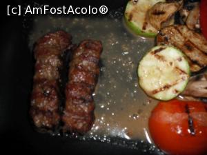 [P13] Mici cu legume la grătar=@adrianbogdan » foto by Zoazore
 - 
<span class="allrVoted glyphicon glyphicon-heart hidden" id="av944200"></span>
<a class="m-l-10 hidden" id="sv944200" onclick="voting_Foto_DelVot(,944200,4083)" role="button">șterge vot <span class="glyphicon glyphicon-remove"></span></a>
<a id="v9944200" class=" c-red"  onclick="voting_Foto_SetVot(944200)" role="button"><span class="glyphicon glyphicon-heart-empty"></span> <b>LIKE</b> = Votează poza</a> <img class="hidden"  id="f944200W9" src="/imagini/loader.gif" border="0" /><span class="AjErrMes hidden" id="e944200ErM"></span>