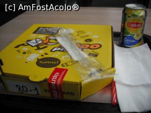 [P10] Asa am primit pizza. 80-1 = comanda nr. 80, o singura pizza.  » foto by Zoazore
 - 
<span class="allrVoted glyphicon glyphicon-heart hidden" id="av1129696"></span>
<a class="m-l-10 hidden" id="sv1129696" onclick="voting_Foto_DelVot(,1129696,4083)" role="button">șterge vot <span class="glyphicon glyphicon-remove"></span></a>
<a id="v91129696" class=" c-red"  onclick="voting_Foto_SetVot(1129696)" role="button"><span class="glyphicon glyphicon-heart-empty"></span> <b>LIKE</b> = Votează poza</a> <img class="hidden"  id="f1129696W9" src="/imagini/loader.gif" border="0" /><span class="AjErrMes hidden" id="e1129696ErM"></span>
