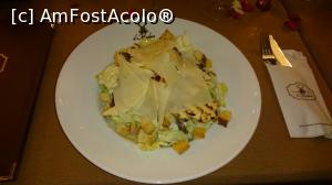 [P12] Salata Caesar, foarte buna.  » foto by Aurici
 - 
<span class="allrVoted glyphicon glyphicon-heart hidden" id="av840608"></span>
<a class="m-l-10 hidden" id="sv840608" onclick="voting_Foto_DelVot(,840608,4083)" role="button">șterge vot <span class="glyphicon glyphicon-remove"></span></a>
<a id="v9840608" class=" c-red"  onclick="voting_Foto_SetVot(840608)" role="button"><span class="glyphicon glyphicon-heart-empty"></span> <b>LIKE</b> = Votează poza</a> <img class="hidden"  id="f840608W9" src="/imagini/loader.gif" border="0" /><span class="AjErrMes hidden" id="e840608ErM"></span>