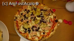 [P14] O pizza buna.  » foto by Aurici
 - 
<span class="allrVoted glyphicon glyphicon-heart hidden" id="av840611"></span>
<a class="m-l-10 hidden" id="sv840611" onclick="voting_Foto_DelVot(,840611,4083)" role="button">șterge vot <span class="glyphicon glyphicon-remove"></span></a>
<a id="v9840611" class=" c-red"  onclick="voting_Foto_SetVot(840611)" role="button"><span class="glyphicon glyphicon-heart-empty"></span> <b>LIKE</b> = Votează poza</a> <img class="hidden"  id="f840611W9" src="/imagini/loader.gif" border="0" /><span class="AjErrMes hidden" id="e840611ErM"></span>