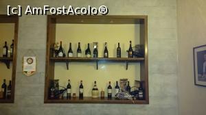 [P07] Soiuri de vin care se servesc in restaurant, frumos expuse.  » foto by Aurici
 - 
<span class="allrVoted glyphicon glyphicon-heart hidden" id="av840600"></span>
<a class="m-l-10 hidden" id="sv840600" onclick="voting_Foto_DelVot(,840600,4083)" role="button">șterge vot <span class="glyphicon glyphicon-remove"></span></a>
<a id="v9840600" class=" c-red"  onclick="voting_Foto_SetVot(840600)" role="button"><span class="glyphicon glyphicon-heart-empty"></span> <b>LIKE</b> = Votează poza</a> <img class="hidden"  id="f840600W9" src="/imagini/loader.gif" border="0" /><span class="AjErrMes hidden" id="e840600ErM"></span>