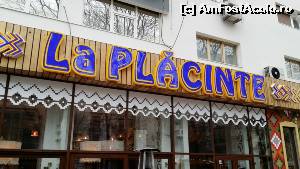 [P01] La Plăcinte - înainte... la intrare :)  » foto by makuy*
 - 
<span class="allrVoted glyphicon glyphicon-heart hidden" id="av595891"></span>
<a class="m-l-10 hidden" id="sv595891" onclick="voting_Foto_DelVot(,595891,4083)" role="button">șterge vot <span class="glyphicon glyphicon-remove"></span></a>
<a id="v9595891" class=" c-red"  onclick="voting_Foto_SetVot(595891)" role="button"><span class="glyphicon glyphicon-heart-empty"></span> <b>LIKE</b> = Votează poza</a> <img class="hidden"  id="f595891W9" src="/imagini/loader.gif" border="0" /><span class="AjErrMes hidden" id="e595891ErM"></span>
