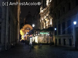 [P01] Caru' cu bere - seara, luminat, iar in spate cladirea CEC » foto by mishu
 - 
<span class="allrVoted glyphicon glyphicon-heart hidden" id="av1281025"></span>
<a class="m-l-10 hidden" id="sv1281025" onclick="voting_Foto_DelVot(,1281025,4083)" role="button">șterge vot <span class="glyphicon glyphicon-remove"></span></a>
<a id="v91281025" class=" c-red"  onclick="voting_Foto_SetVot(1281025)" role="button"><span class="glyphicon glyphicon-heart-empty"></span> <b>LIKE</b> = Votează poza</a> <img class="hidden"  id="f1281025W9" src="/imagini/loader.gif" border="0" /><span class="AjErrMes hidden" id="e1281025ErM"></span>