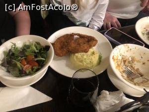 [P24] Caru' cu bere - tot din vecini » foto by mishu
 - 
<span class="allrVoted glyphicon glyphicon-heart hidden" id="av1281048"></span>
<a class="m-l-10 hidden" id="sv1281048" onclick="voting_Foto_DelVot(,1281048,4083)" role="button">șterge vot <span class="glyphicon glyphicon-remove"></span></a>
<a id="v91281048" class=" c-red"  onclick="voting_Foto_SetVot(1281048)" role="button"><span class="glyphicon glyphicon-heart-empty"></span> <b>LIKE</b> = Votează poza</a> <img class="hidden"  id="f1281048W9" src="/imagini/loader.gif" border="0" /><span class="AjErrMes hidden" id="e1281048ErM"></span>