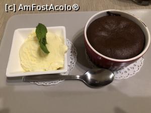 [P29] Restaurant "Mahalaua Caramidarilor" - lava cake » foto by mishu
 - 
<span class="allrVoted glyphicon glyphicon-heart hidden" id="av1287117"></span>
<a class="m-l-10 hidden" id="sv1287117" onclick="voting_Foto_DelVot(,1287117,4083)" role="button">șterge vot <span class="glyphicon glyphicon-remove"></span></a>
<a id="v91287117" class=" c-red"  onclick="voting_Foto_SetVot(1287117)" role="button"><span class="glyphicon glyphicon-heart-empty"></span> <b>LIKE</b> = Votează poza</a> <img class="hidden"  id="f1287117W9" src="/imagini/loader.gif" border="0" /><span class="AjErrMes hidden" id="e1287117ErM"></span>