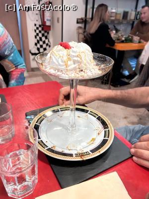 [P27] Grivita Pub&Grill - Poza facuta de @ANILU — desertul surpriza al lui Dragos... arata bestial... la desert ma refer :))  » foto by mishu
 - 
<span class="allrVoted glyphicon glyphicon-heart hidden" id="av1398348"></span>
<a class="m-l-10 hidden" id="sv1398348" onclick="voting_Foto_DelVot(,1398348,4083)" role="button">șterge vot <span class="glyphicon glyphicon-remove"></span></a>
<a id="v91398348" class=" c-red"  onclick="voting_Foto_SetVot(1398348)" role="button"><span class="glyphicon glyphicon-heart-empty"></span> <b>LIKE</b> = Votează poza</a> <img class="hidden"  id="f1398348W9" src="/imagini/loader.gif" border="0" /><span class="AjErrMes hidden" id="e1398348ErM"></span>