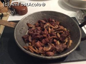 [P11] Lacrimi si Sfinti - Am ajuns si la Brigada Moravuri - yummy :)  » foto by mishu
 - 
<span class="allrVoted glyphicon glyphicon-heart hidden" id="av783190"></span>
<a class="m-l-10 hidden" id="sv783190" onclick="voting_Foto_DelVot(,783190,4083)" role="button">șterge vot <span class="glyphicon glyphicon-remove"></span></a>
<a id="v9783190" class=" c-red"  onclick="voting_Foto_SetVot(783190)" role="button"><span class="glyphicon glyphicon-heart-empty"></span> <b>LIKE</b> = Votează poza</a> <img class="hidden"  id="f783190W9" src="/imagini/loader.gif" border="0" /><span class="AjErrMes hidden" id="e783190ErM"></span>