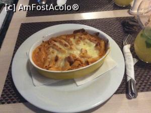 [P15] Restaurant 'Le Boutique'- Penne cu pui al forno » foto by mishu
 - 
<span class="allrVoted glyphicon glyphicon-heart hidden" id="av843310"></span>
<a class="m-l-10 hidden" id="sv843310" onclick="voting_Foto_DelVot(,843310,4083)" role="button">șterge vot <span class="glyphicon glyphicon-remove"></span></a>
<a id="v9843310" class=" c-red"  onclick="voting_Foto_SetVot(843310)" role="button"><span class="glyphicon glyphicon-heart-empty"></span> <b>LIKE</b> = Votează poza</a> <img class="hidden"  id="f843310W9" src="/imagini/loader.gif" border="0" /><span class="AjErrMes hidden" id="e843310ErM"></span>