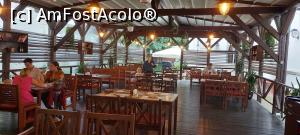 [P06] La Nenea Iancu - terasa » foto by Carmen Ion
 - 
<span class="allrVoted glyphicon glyphicon-heart hidden" id="av1324946"></span>
<a class="m-l-10 hidden" id="sv1324946" onclick="voting_Foto_DelVot(,1324946,4083)" role="button">șterge vot <span class="glyphicon glyphicon-remove"></span></a>
<a id="v91324946" class=" c-red"  onclick="voting_Foto_SetVot(1324946)" role="button"><span class="glyphicon glyphicon-heart-empty"></span> <b>LIKE</b> = Votează poza</a> <img class="hidden"  id="f1324946W9" src="/imagini/loader.gif" border="0" /><span class="AjErrMes hidden" id="e1324946ErM"></span>