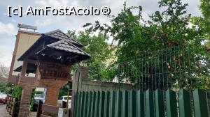 [P12] Întrarea în parcare » foto by Carmen Ion
 - 
<span class="allrVoted glyphicon glyphicon-heart hidden" id="av1371791"></span>
<a class="m-l-10 hidden" id="sv1371791" onclick="voting_Foto_DelVot(,1371791,4083)" role="button">șterge vot <span class="glyphicon glyphicon-remove"></span></a>
<a id="v91371791" class=" c-red"  onclick="voting_Foto_SetVot(1371791)" role="button"><span class="glyphicon glyphicon-heart-empty"></span> <b>LIKE</b> = Votează poza</a> <img class="hidden"  id="f1371791W9" src="/imagini/loader.gif" border="0" /><span class="AjErrMes hidden" id="e1371791ErM"></span>