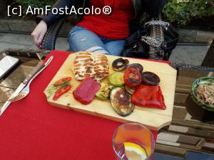 [P06] Pieptul de pui amărui şi legumele cam arse » foto by diana2015
 - 
<span class="allrVoted glyphicon glyphicon-heart hidden" id="av842595"></span>
<a class="m-l-10 hidden" id="sv842595" onclick="voting_Foto_DelVot(,842595,4083)" role="button">șterge vot <span class="glyphicon glyphicon-remove"></span></a>
<a id="v9842595" class=" c-red"  onclick="voting_Foto_SetVot(842595)" role="button"><span class="glyphicon glyphicon-heart-empty"></span> <b>LIKE</b> = Votează poza</a> <img class="hidden"  id="f842595W9" src="/imagini/loader.gif" border="0" /><span class="AjErrMes hidden" id="e842595ErM"></span>