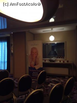 [P39] Hotel Double Tree by Hilton - M2, la mezanin, sala de conferințe,  » foto by danaeldreny*
 - 
<span class="allrVoted glyphicon glyphicon-heart hidden" id="av906657"></span>
<a class="m-l-10 hidden" id="sv906657" onclick="voting_Foto_DelVot(,906657,4083)" role="button">șterge vot <span class="glyphicon glyphicon-remove"></span></a>
<a id="v9906657" class=" c-red"  onclick="voting_Foto_SetVot(906657)" role="button"><span class="glyphicon glyphicon-heart-empty"></span> <b>LIKE</b> = Votează poza</a> <img class="hidden"  id="f906657W9" src="/imagini/loader.gif" border="0" /><span class="AjErrMes hidden" id="e906657ErM"></span>