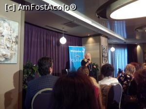 [P46] Hotel Double Tree by Hilton - M2, la mezanin, sala de conferințe,  » foto by danaeldreny*
 - 
<span class="allrVoted glyphicon glyphicon-heart hidden" id="av906664"></span>
<a class="m-l-10 hidden" id="sv906664" onclick="voting_Foto_DelVot(,906664,4083)" role="button">șterge vot <span class="glyphicon glyphicon-remove"></span></a>
<a id="v9906664" class=" c-red"  onclick="voting_Foto_SetVot(906664)" role="button"><span class="glyphicon glyphicon-heart-empty"></span> <b>LIKE</b> = Votează poza</a> <img class="hidden"  id="f906664W9" src="/imagini/loader.gif" border="0" /><span class="AjErrMes hidden" id="e906664ErM"></span>