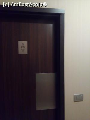 [P49] Hotel Double Tree by Hilton - M2, la mezanin,  » foto by danaeldreny*
 - 
<span class="allrVoted glyphicon glyphicon-heart hidden" id="av906667"></span>
<a class="m-l-10 hidden" id="sv906667" onclick="voting_Foto_DelVot(,906667,4083)" role="button">șterge vot <span class="glyphicon glyphicon-remove"></span></a>
<a id="v9906667" class=" c-red"  onclick="voting_Foto_SetVot(906667)" role="button"><span class="glyphicon glyphicon-heart-empty"></span> <b>LIKE</b> = Votează poza</a> <img class="hidden"  id="f906667W9" src="/imagini/loader.gif" border="0" /><span class="AjErrMes hidden" id="e906667ErM"></span>