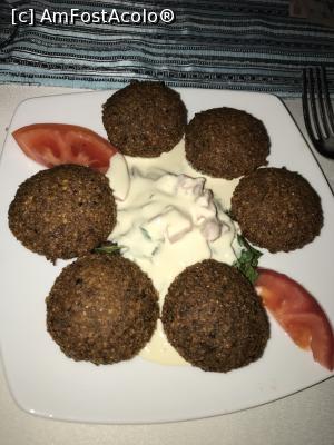 [P29] Falafel, mie nu îmi place » foto by krisstinna
 - 
<span class="allrVoted glyphicon glyphicon-heart hidden" id="av855480"></span>
<a class="m-l-10 hidden" id="sv855480" onclick="voting_Foto_DelVot(,855480,4083)" role="button">șterge vot <span class="glyphicon glyphicon-remove"></span></a>
<a id="v9855480" class=" c-red"  onclick="voting_Foto_SetVot(855480)" role="button"><span class="glyphicon glyphicon-heart-empty"></span> <b>LIKE</b> = Votează poza</a> <img class="hidden"  id="f855480W9" src="/imagini/loader.gif" border="0" /><span class="AjErrMes hidden" id="e855480ErM"></span>