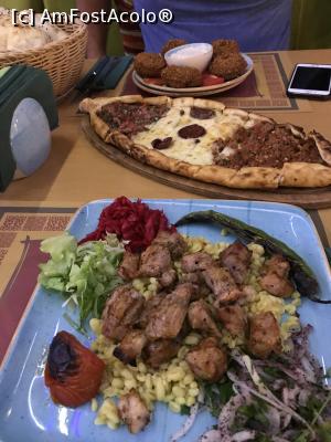 [P27] Restaurant Duman » foto by krisstinna
 - 
<span class="allrVoted glyphicon glyphicon-heart hidden" id="av1019958"></span>
<a class="m-l-10 hidden" id="sv1019958" onclick="voting_Foto_DelVot(,1019958,4083)" role="button">șterge vot <span class="glyphicon glyphicon-remove"></span></a>
<a id="v91019958" class=" c-red"  onclick="voting_Foto_SetVot(1019958)" role="button"><span class="glyphicon glyphicon-heart-empty"></span> <b>LIKE</b> = Votează poza</a> <img class="hidden"  id="f1019958W9" src="/imagini/loader.gif" border="0" /><span class="AjErrMes hidden" id="e1019958ErM"></span>