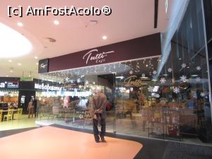 [P20] Aici am intrat la Tutti cafe » foto by Michi
 - 
<span class="allrVoted glyphicon glyphicon-heart hidden" id="av1348348"></span>
<a class="m-l-10 hidden" id="sv1348348" onclick="voting_Foto_DelVot(,1348348,4083)" role="button">șterge vot <span class="glyphicon glyphicon-remove"></span></a>
<a id="v91348348" class=" c-red"  onclick="voting_Foto_SetVot(1348348)" role="button"><span class="glyphicon glyphicon-heart-empty"></span> <b>LIKE</b> = Votează poza</a> <img class="hidden"  id="f1348348W9" src="/imagini/loader.gif" border="0" /><span class="AjErrMes hidden" id="e1348348ErM"></span>