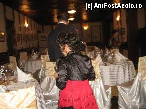 [P02] Restaurant SELECT  / In cautarea locului rezervat » foto by Michi
 - 
<span class="allrVoted glyphicon glyphicon-heart hidden" id="av367692"></span>
<a class="m-l-10 hidden" id="sv367692" onclick="voting_Foto_DelVot(,367692,4083)" role="button">șterge vot <span class="glyphicon glyphicon-remove"></span></a>
<a id="v9367692" class=" c-red"  onclick="voting_Foto_SetVot(367692)" role="button"><span class="glyphicon glyphicon-heart-empty"></span> <b>LIKE</b> = Votează poza</a> <img class="hidden"  id="f367692W9" src="/imagini/loader.gif" border="0" /><span class="AjErrMes hidden" id="e367692ErM"></span>