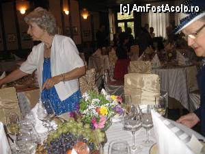 [P04] Restaurant SELECT  / Florile si fructele au fost vazute dar trebuie luate de pe masa ca nu e loc » foto by Michi
 - 
<span class="allrVoted glyphicon glyphicon-heart hidden" id="av367694"></span>
<a class="m-l-10 hidden" id="sv367694" onclick="voting_Foto_DelVot(,367694,4083)" role="button">șterge vot <span class="glyphicon glyphicon-remove"></span></a>
<a id="v9367694" class=" c-red"  onclick="voting_Foto_SetVot(367694)" role="button"><span class="glyphicon glyphicon-heart-empty"></span> <b>LIKE</b> = Votează poza</a> <img class="hidden"  id="f367694W9" src="/imagini/loader.gif" border="0" /><span class="AjErrMes hidden" id="e367694ErM"></span>