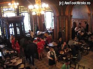 [P10] Hostese întâmpinând clienţii » foto by Michi
 - 
<span class="allrVoted glyphicon glyphicon-heart hidden" id="av397465"></span>
<a class="m-l-10 hidden" id="sv397465" onclick="voting_Foto_DelVot(,397465,4083)" role="button">șterge vot <span class="glyphicon glyphicon-remove"></span></a>
<a id="v9397465" class=" c-red"  onclick="voting_Foto_SetVot(397465)" role="button"><span class="glyphicon glyphicon-heart-empty"></span> <b>LIKE</b> = Votează poza</a> <img class="hidden"  id="f397465W9" src="/imagini/loader.gif" border="0" /><span class="AjErrMes hidden" id="e397465ErM"></span>