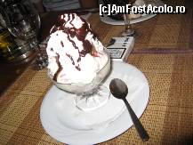 [P09] o inghetata cu frisca la cupa...bun,bun » foto by sandu.53
 - 
<span class="allrVoted glyphicon glyphicon-heart hidden" id="av134814"></span>
<a class="m-l-10 hidden" id="sv134814" onclick="voting_Foto_DelVot(,134814,4083)" role="button">șterge vot <span class="glyphicon glyphicon-remove"></span></a>
<a id="v9134814" class=" c-red"  onclick="voting_Foto_SetVot(134814)" role="button"><span class="glyphicon glyphicon-heart-empty"></span> <b>LIKE</b> = Votează poza</a> <img class="hidden"  id="f134814W9" src="/imagini/loader.gif" border="0" /><span class="AjErrMes hidden" id="e134814ErM"></span>